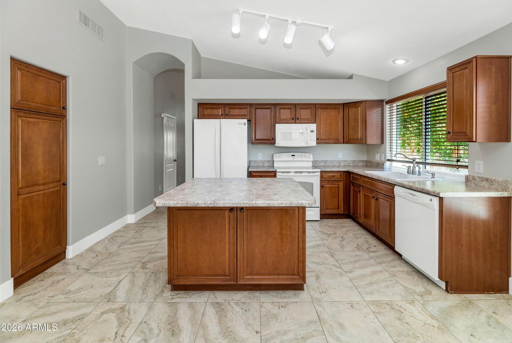 9849 W YUKON Drive, Peoria, AZ 85382 — photo 5