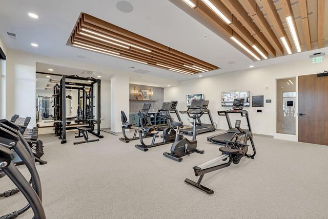 4917 Eden Avenue 110, Edina, MN 55424