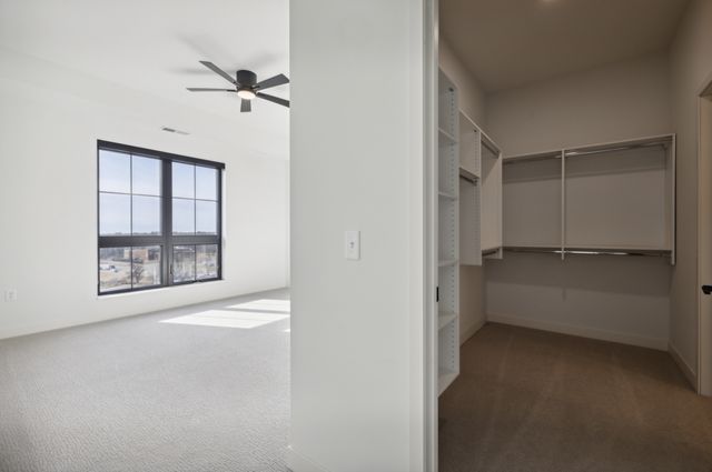 4917 Eden Avenue 110, Edina, MN 55424