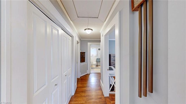 106 Brinkley Place, High Point, NC 27265