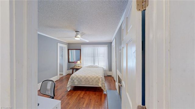 106 Brinkley Place, High Point, NC 27265