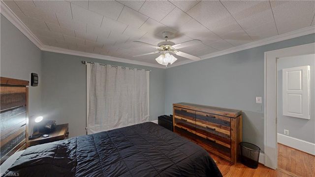 106 Brinkley Place, High Point, NC 27265