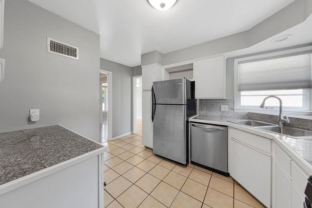 7009 Cedar Lake Road S, Saint Louis Park, MN 55426