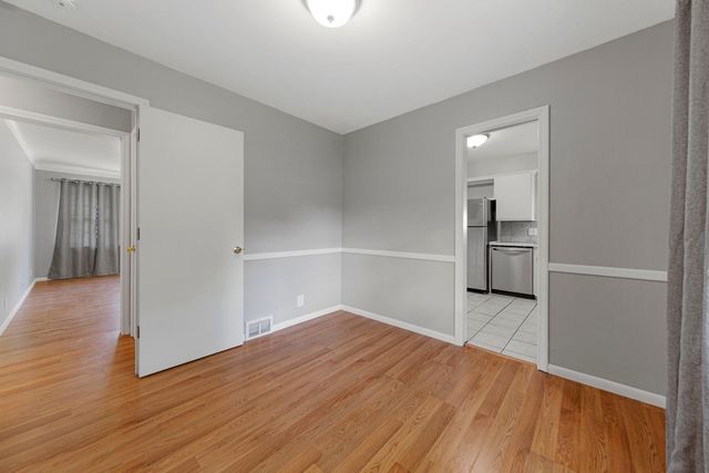 7009 Cedar Lake Road S, Saint Louis Park, MN 55426