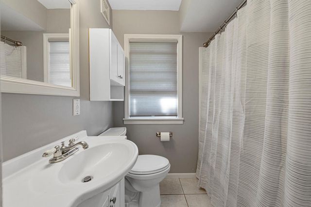 7009 Cedar Lake Road S, Saint Louis Park, MN 55426