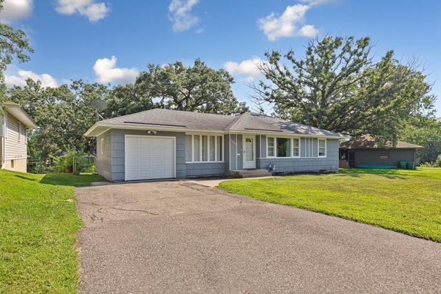 7009 Cedar Lake Road S, Saint Louis Park, MN 55426