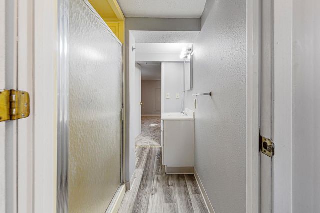 7009 Cedar Lake Road S, Saint Louis Park, MN 55426