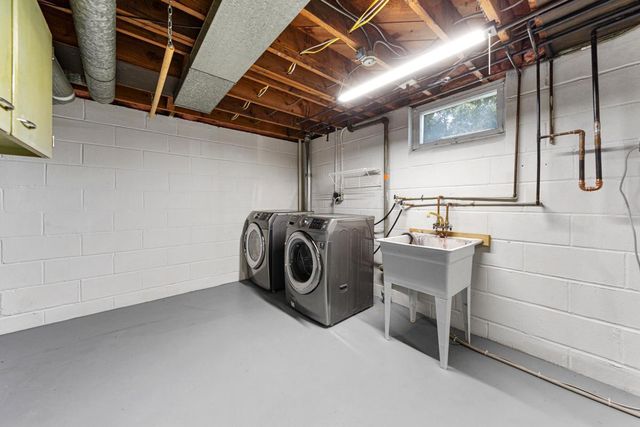 7009 Cedar Lake Road S, Saint Louis Park, MN 55426