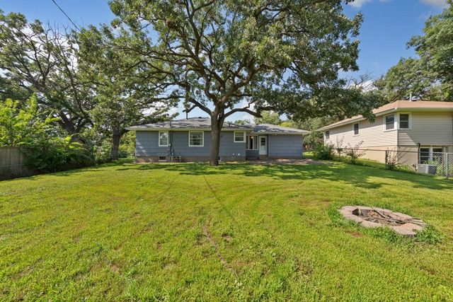 7009 Cedar Lake Road S, Saint Louis Park, MN 55426