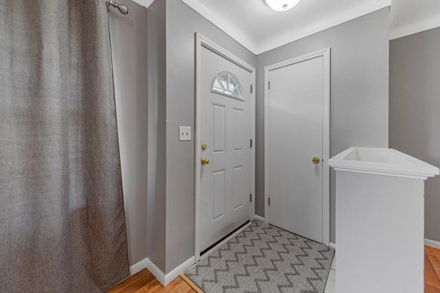 7009 Cedar Lake Road S, Saint Louis Park, MN 55426