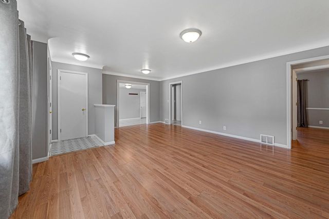 7009 Cedar Lake Road S, Saint Louis Park, MN 55426