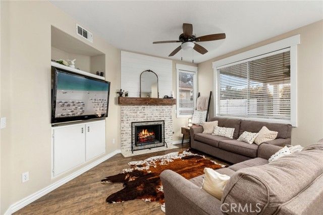 31954 Calle Ballentine, Temecula, CA 92592