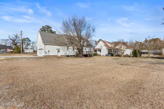 101 England Lane, Richlands, NC 28574