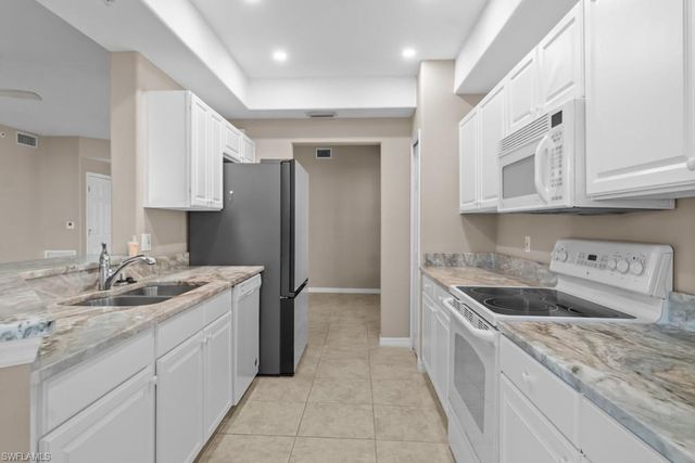 2648 Somerville LOOP # 1307, Cape Coral, FL 33991