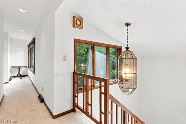 19718 Deer Run Lane, Strongsville, OH 44149