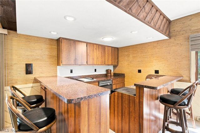 19718 Deer Run Lane, Strongsville, OH 44149