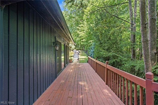 19718 Deer Run Lane, Strongsville, OH 44149