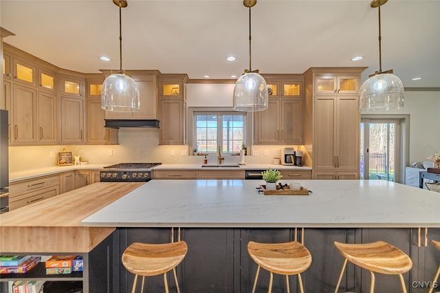 7279 State Route 31, Cicero, NY 13039