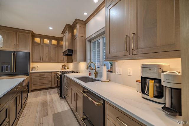 7279 State Route 31, Cicero, NY 13039