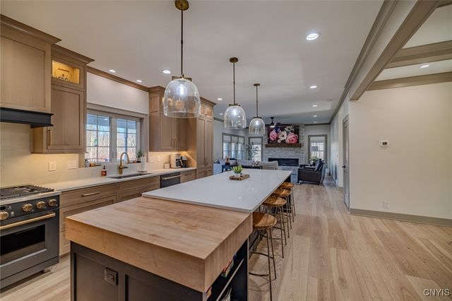 7279 State Route 31, Cicero, NY 13039