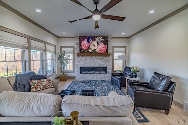 7279 State Route 31, Cicero, NY 13039