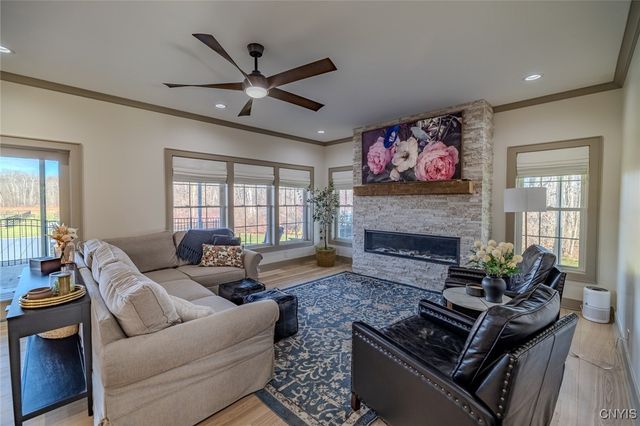 7279 State Route 31, Cicero, NY 13039