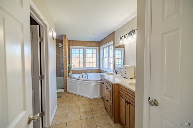 7279 State Route 31, Cicero, NY 13039