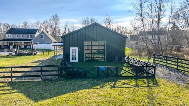 7279 State Route 31, Cicero, NY 13039