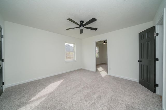 207 N White Oak Rd, White Oak, TX 75693