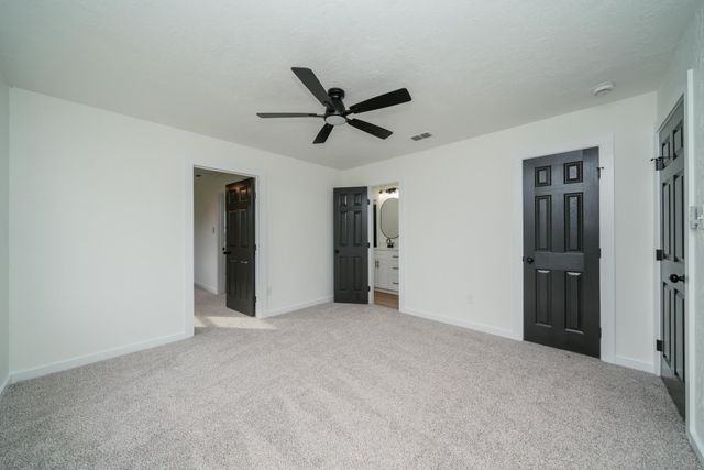 207 N White Oak Rd, White Oak, TX 75693