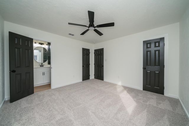 207 N White Oak Rd, White Oak, TX 75693