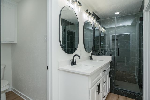 207 N White Oak Rd, White Oak, TX 75693