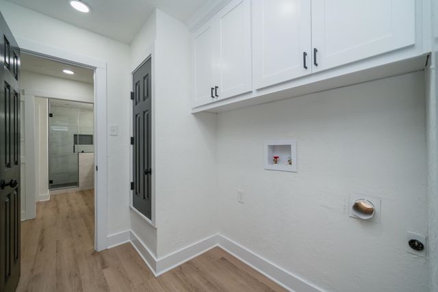 207 N White Oak Rd, White Oak, TX 75693