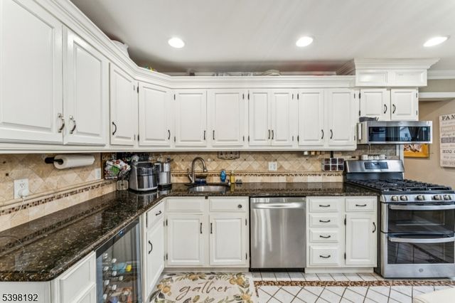 7 Overbrook Rd, Mount Olive Twp., NJ 07836