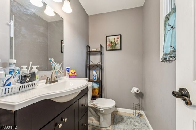 7 Overbrook Rd, Mount Olive Twp., NJ 07836