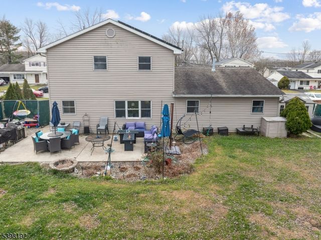 7 Overbrook Rd, Mount Olive Twp., NJ 07836