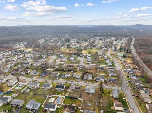 7 Overbrook Rd, Mount Olive Twp., NJ 07836