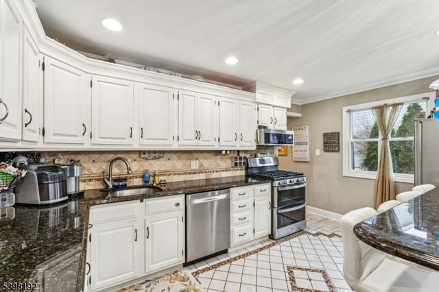 7 Overbrook Rd, Mount Olive Twp., NJ 07836