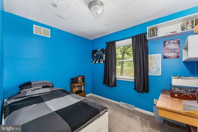 3 HILLCREST DR, Stafford, VA 22556