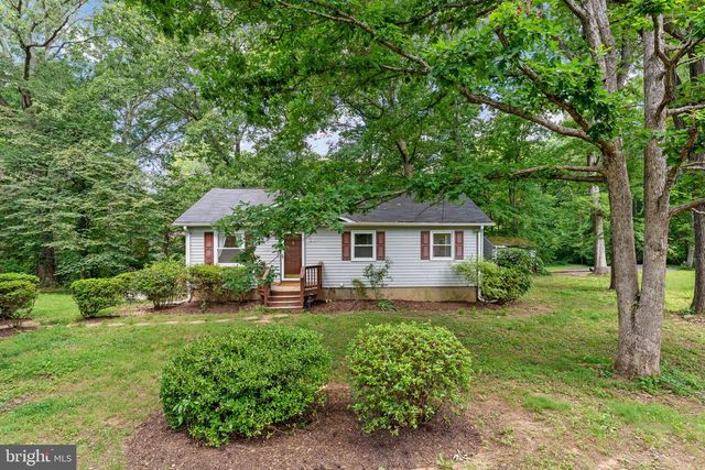 3 HILLCREST DR, Stafford, VA 22556