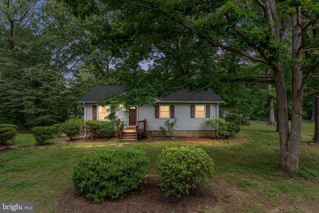 3 HILLCREST DR, Stafford, VA 22556