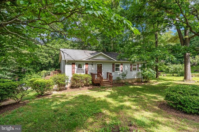 3 HILLCREST DR, Stafford, VA 22556