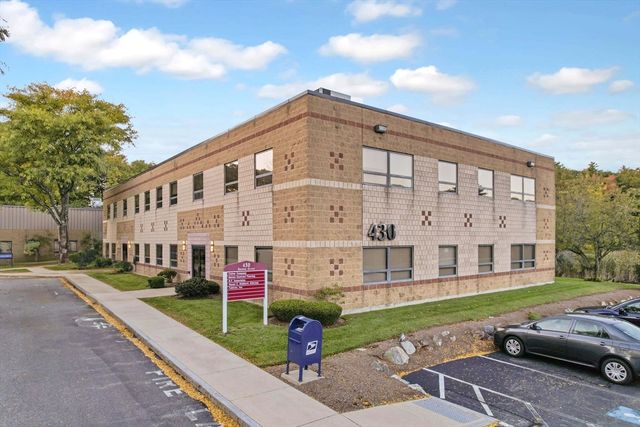 430 Boston St 210, Topsfield, MA 01983