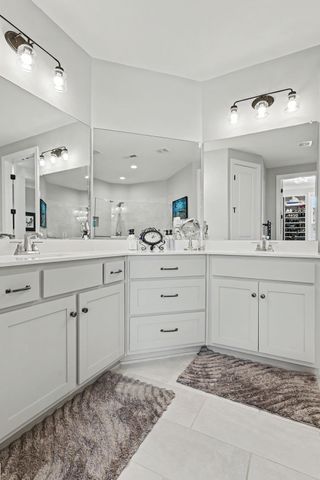 982 Luxborough Dr, Hendersonville, TN 37075
