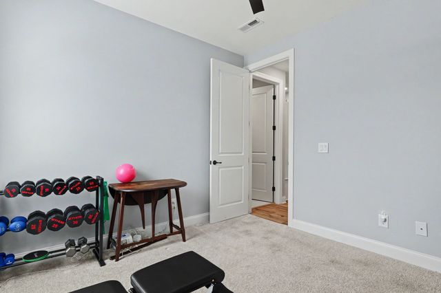 982 Luxborough Dr, Hendersonville, TN 37075