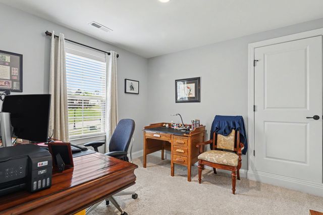 982 Luxborough Dr, Hendersonville, TN 37075