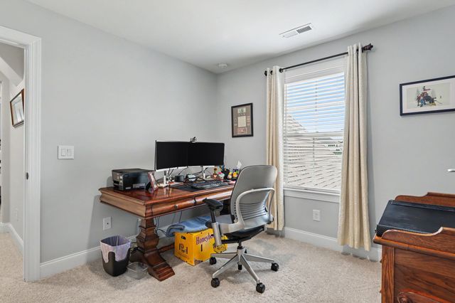 982 Luxborough Dr, Hendersonville, TN 37075