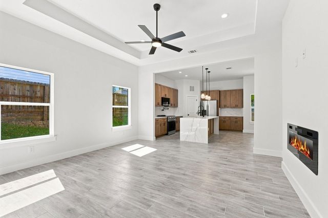 3020 Apache Street, Willis, TX 77378