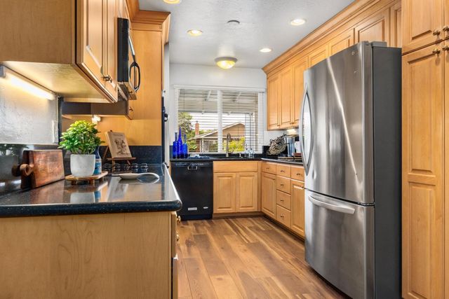 200 Magellan Street, Capitola, CA 95010