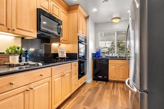 200 Magellan Street, Capitola, CA 95010